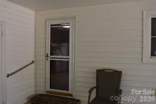 217 Redwood Ln, Lincolnton, NC 28092 - Photo 7