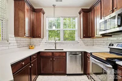 6048 Champions Crest Drive, Charlotte, NC 28269 - Photo 9