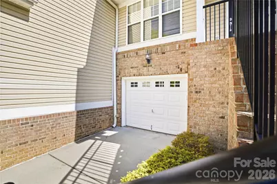 6048 Champions Crest Drive, Charlotte, NC 28269 - Photo 31