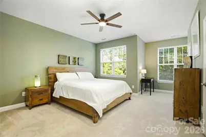 6048 Champions Crest Drive, Charlotte, NC 28269 - Photo 17