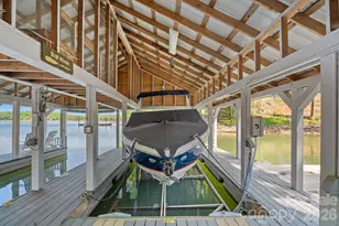 1420 Roundstone Rd, Sherrills Ford, NC 28673 - Photo 5