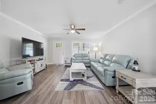 3953 Newhall Dr NW, Hickory, NC 28601 - Photo 5