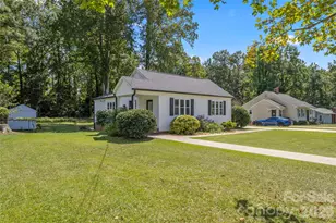 223 Wiley Ave, York, SC 29745 - Photo 3