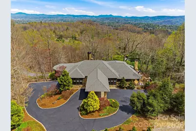 1000 McFarlane Way, Hendersonville, NC 28739 - Photo 1
