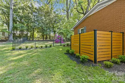 7108 Preston Court, Charlotte, NC 28215 - Photo 43