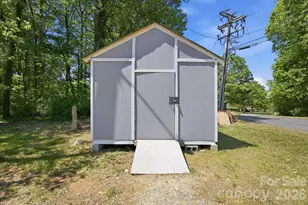 3204 Amay James Ave, Charlotte, NC 28208 - Photo 25