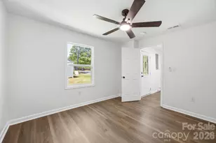 3204 Amay James Ave, Charlotte, NC 28208 - Photo 5