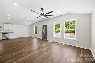3204 Amay James Ave, Charlotte, NC 28208 - Photo 11