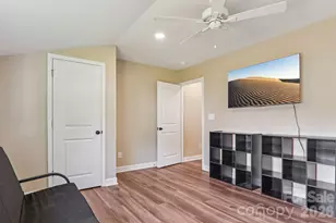 111 W Crawford St, Landrum, SC 29356 - Photo 23