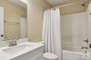 111 W Crawford St, Landrum, SC 29356 - Photo 21