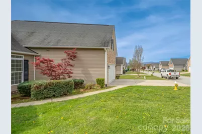 33 W Hiawassee Road, Fletcher, NC 28732 - Photo 5