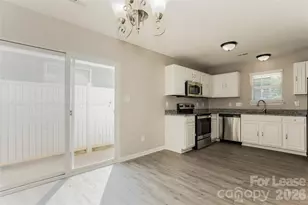 3715 Silver Ore Ln, Charlotte, NC 28216 - Photo 5