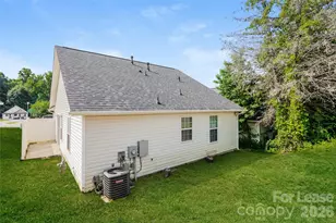 3715 Silver Ore Ln, Charlotte, NC 28216 - Photo 15