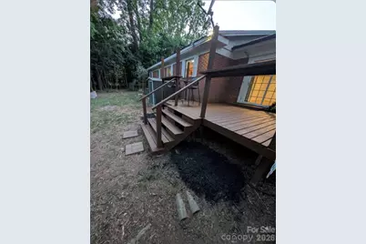 6210 Grove Park Boulevard, Charlotte, NC 28215 - Photo 5