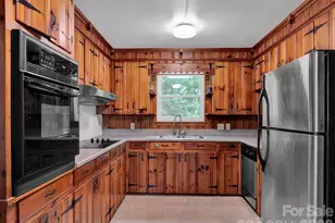 6210 Grove Park Blvd, Charlotte, NC 28215 - Photo 9