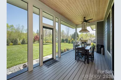 90 Drummond Circle, Hendersonville, NC 28791 - Photo 13