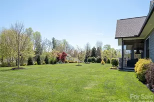 90 Drummond Cir, Hendersonville, NC 28791 - Photo 39