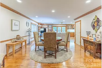 819 Chesterfield Circle SW, Lenoir, NC 28645 - Photo 15