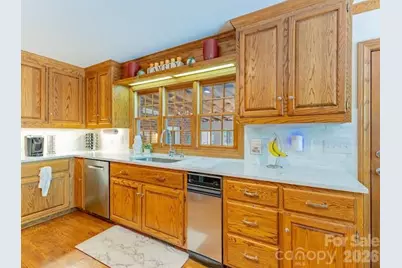 819 Chesterfield Circle SW, Lenoir, NC 28645 - Photo 13