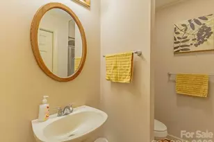 819 Chesterfield Cir SW, Lenoir, NC 28645 - Photo 29