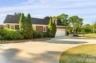 1701 S Point Rd, Belmont, NC 28012 - Photo 31