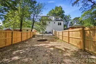 1914 Irma St, Charlotte, NC 28216 - Photo 47