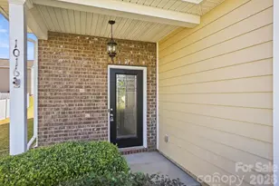 1016 Garden Web Rd, Indian Trail, NC 28079 - Photo 3
