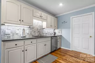 4946 Butner Dr, Hickory, NC 28602 - Photo 15