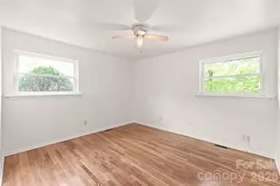 548 Drury Dr, Charlotte, NC 28206 - Photo 25