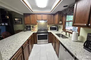 105 Bent Creek Blvd, Lake Lure, NC 28746 - Photo 7