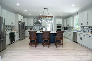 2371 W Paradise Harbor Dr, Connelly Springs, NC 28612 - Photo 21
