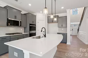 7597 Bainbridge Rd, Sherrills Ford, NC 28673 - Photo 11