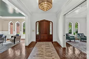808 Huntington Park Dr, Charlotte, NC 28211 - Photo 7