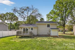 4832 Cheviot Rd, Charlotte, NC 28269 - Photo 21