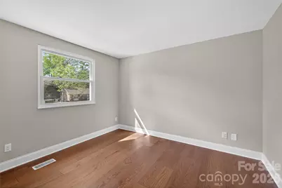 4832 Cheviot Road, Charlotte, NC 28269 - Photo 11