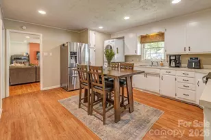 24 Forest Ln, Black Mountain, NC 28711 - Photo 9