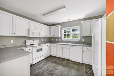 4979 Glen Cove Drive, Oak Island, NC 28461 - Photo 9