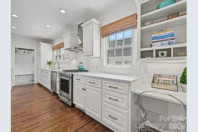 2001 Beverly Drive, Charlotte, NC 28207 - Photo 9