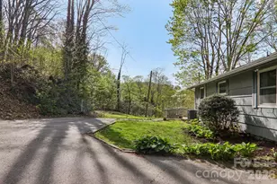 74 Link Cir, Maggie Valley, NC 28751 - Photo 5