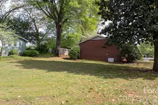 326 Tanner St, Rutherfordton, NC 28139 - Photo 27