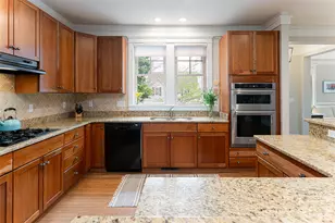 16 Dearborn St, Asheville, NC 28803 - Photo 9