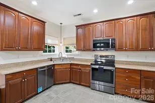 734 Lynnwood Farms Dr, Fort Mill, SC 29715 - Photo 13