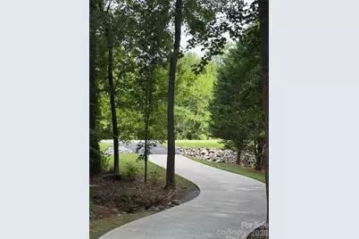 734 Lynnwood Farms Drive, Fort Mill, SC 29715 - Photo 3