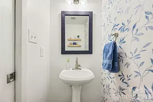 9101 Hinson Dr, Matthews, NC 28105 - Photo 21