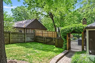 9101 Hinson Dr, Matthews, NC 28105 - Photo 25