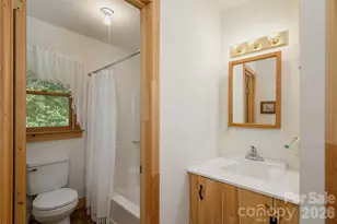 10844 Greenville Hwy, Cedar Mountain, NC 28718 - Photo 25