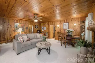 10844 Greenville Hwy, Cedar Mountain, NC 28718 - Photo 11