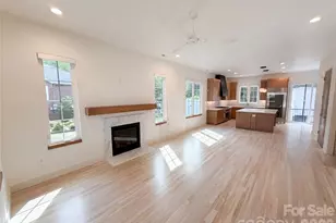 1609 Richland Dr, Charlotte, NC 28205 - Photo 3