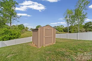 977 Joselynn Drive, Gastonia, NC 28054 - Photo 39