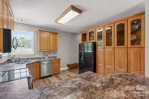 8145 Monbo Rd, Catawba, NC 28609 - Photo 9